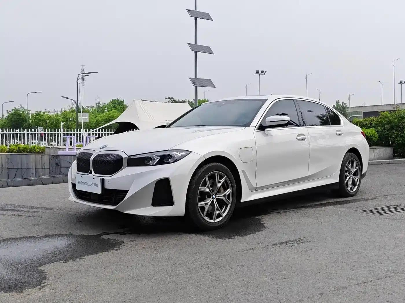 BMW i3 2024 eDrive 35L — миниатюра 1