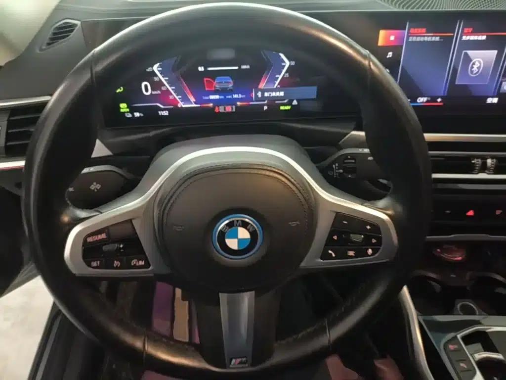 BMW i3 2022 eDrive 35L — миниатюра 11