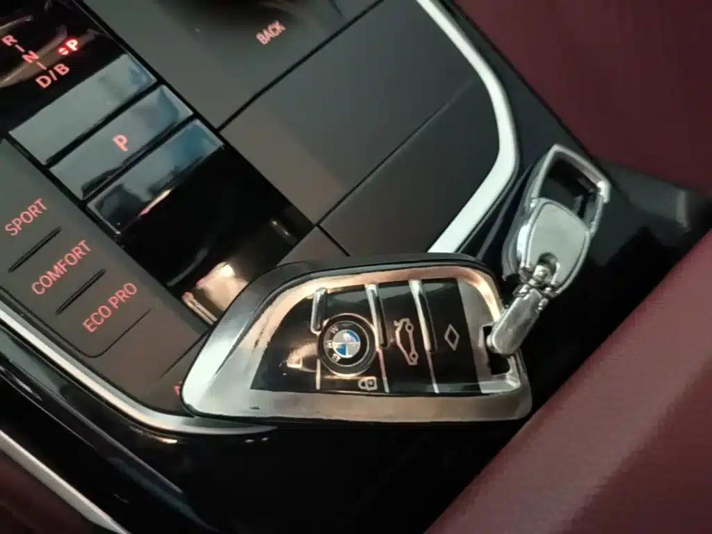 BMW i3 2022 eDrive 35L — миниатюра 9