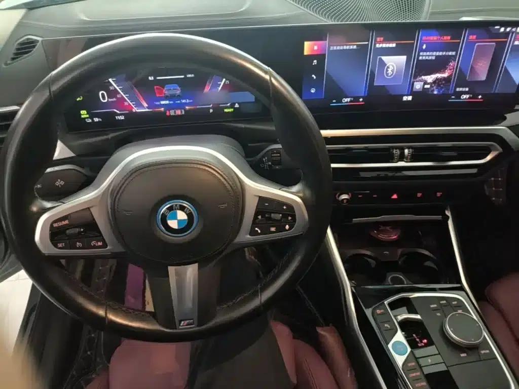 BMW i3 2022 eDrive 35L — миниатюра 10