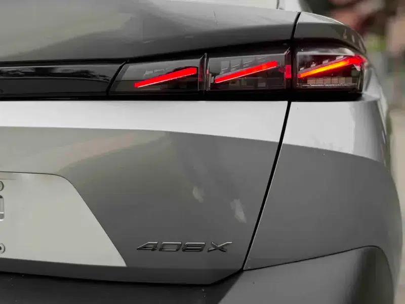 Peugeot 408X 2023 1.6T Charm Edition — миниатюра 11
