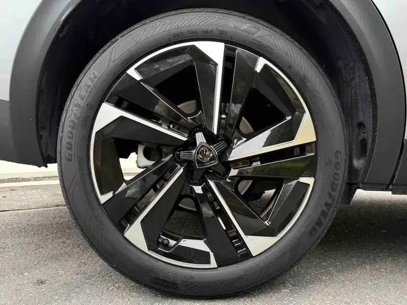 Peugeot 408X 2023 1.6T Charm Edition — миниатюра 14
