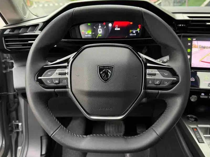 Peugeot 408X 2023 1.6T Charm Edition — миниатюра 17