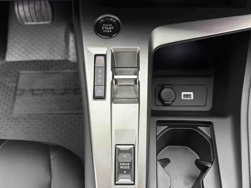 Peugeot 408X 2023 1.6T Charm Edition — миниатюра 18