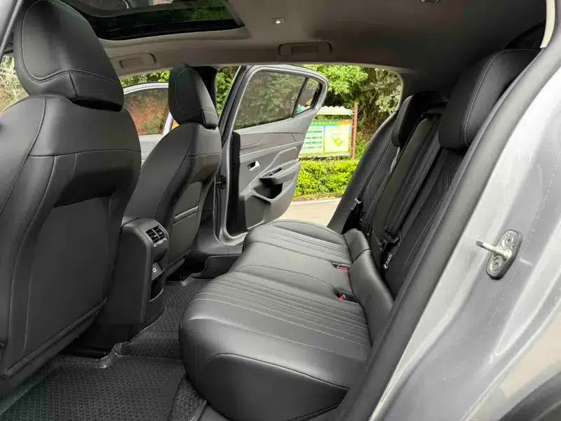 Peugeot 408X 2023 1.6T Charm Edition — миниатюра 23