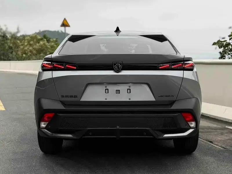 Peugeot 408X 2023 1.6T Charm Edition — миниатюра 6