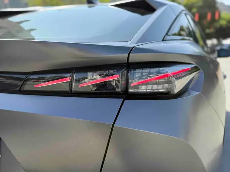 Peugeot 408X 2023 1.6T Unlimited Edition — миниатюра 13