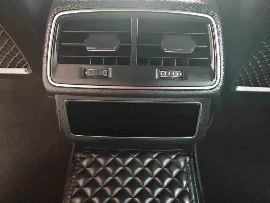 Audi A6L 2023 55 TFSI quattro Flagship Dynamic Edition — миниатюра 10