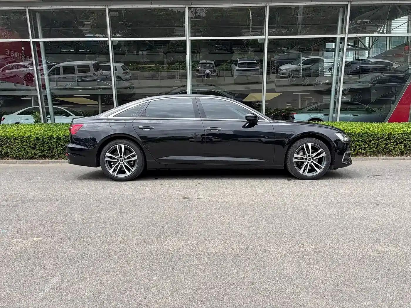 Audi A6L 2022 40 TFSI Luxury Dynamic — миниатюра 3