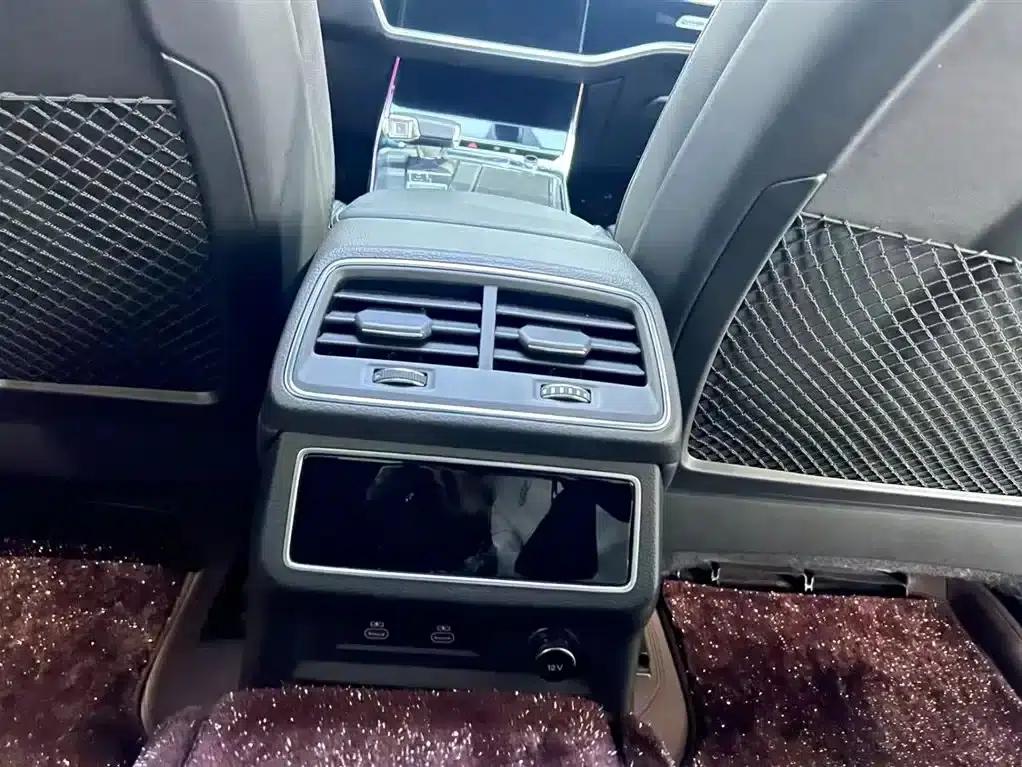 Audi A6L 2024 45 TFSI Premium Dynamic Edition — миниатюра 17