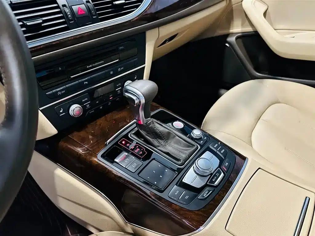 Audi A6L 2012 30 FSI Luxury — миниатюра 12