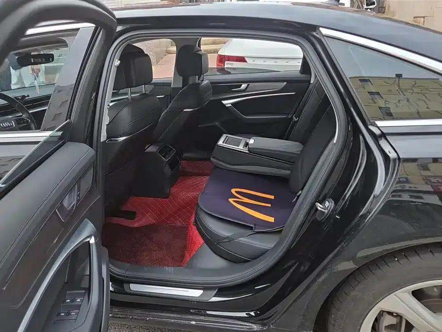 Audi A6L 2021 45 TFSI Premium Dynamic Edition — миниатюра 11