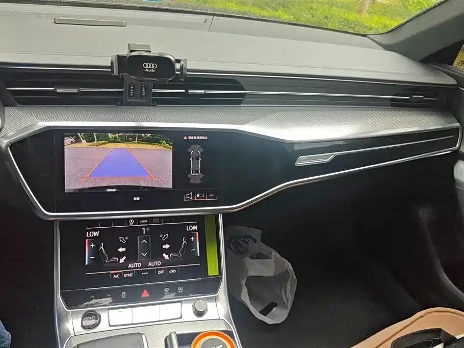 Audi A6L 2023 Facelift 40 TFSI Luxury Dynamic — миниатюра 12