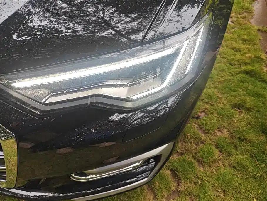 Audi A6L 2023 Facelift 40 TFSI Luxury Dynamic — миниатюра 4