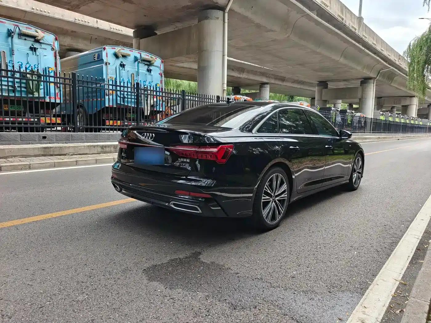 Audi A6L 2022 45 TFSI quattro Premium Dynamic Edition — миниатюра 18