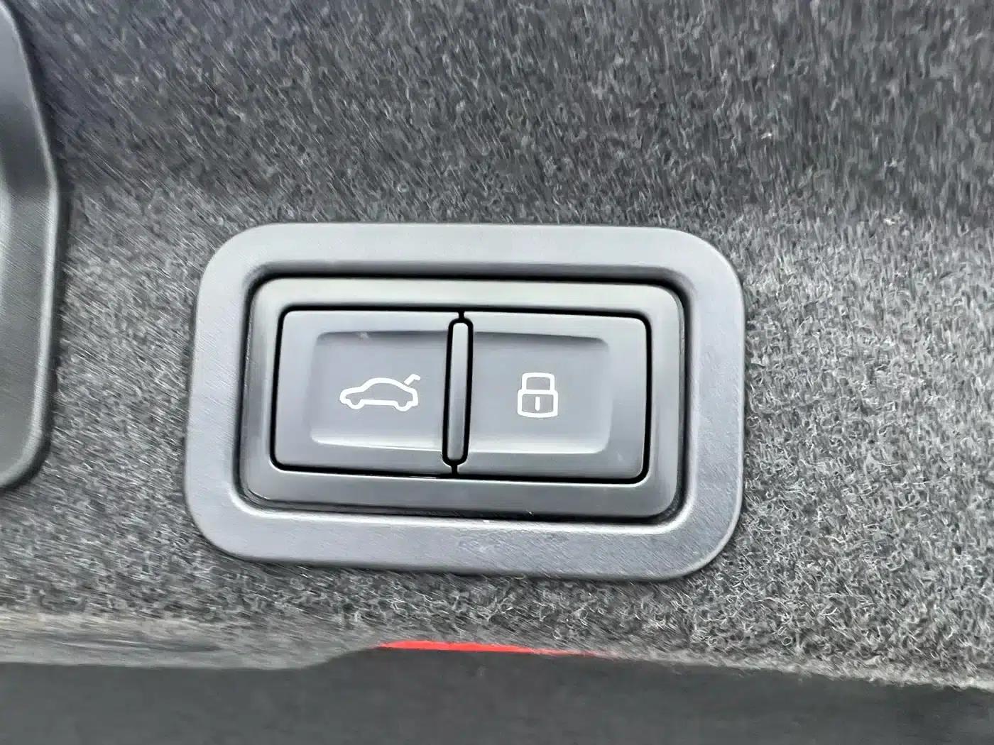 Audi A6L 2024 45 TFSI Premium Dynamic Edition — миниатюра 17