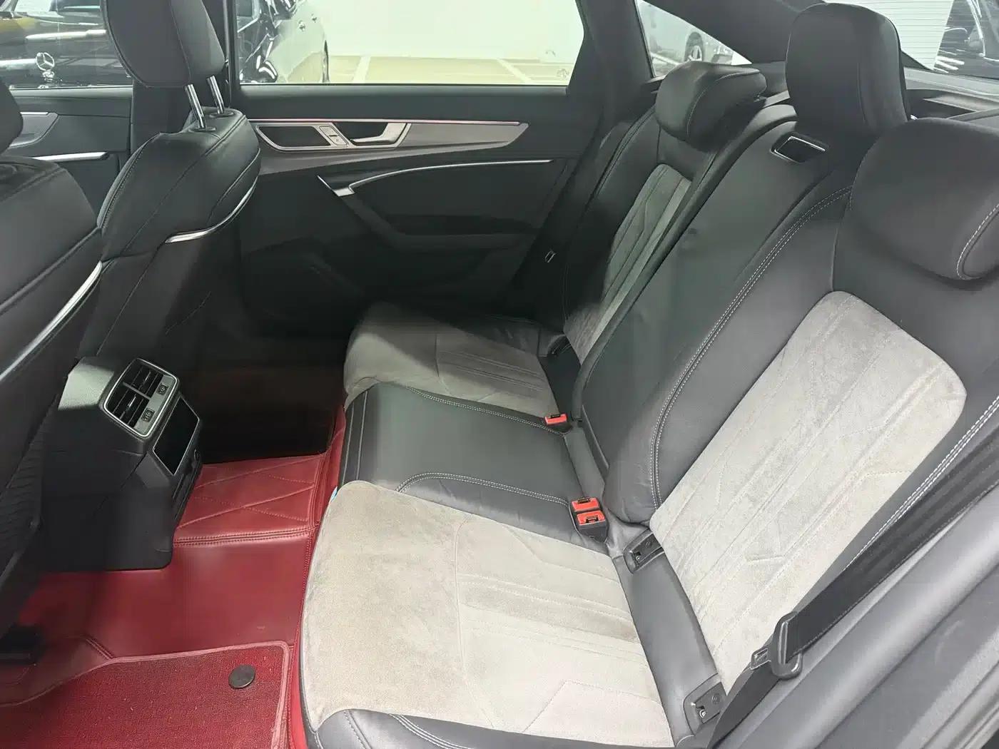 Audi A6L 2023 Facelift 45 TFSI Dynamic Edition — миниатюра 7