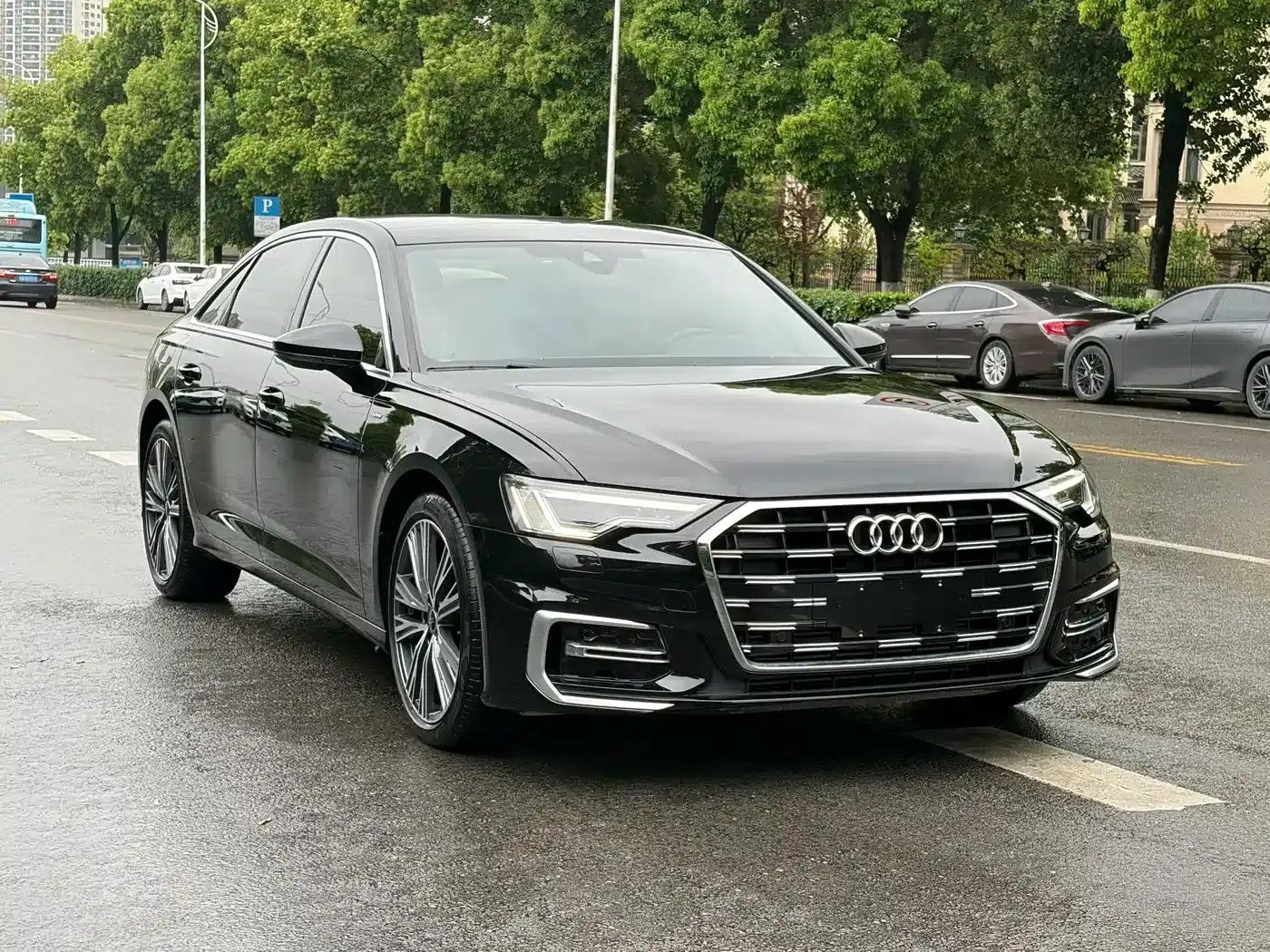 Audi A6L 2024 40 TFSI Luxury Elegance — миниатюра 1