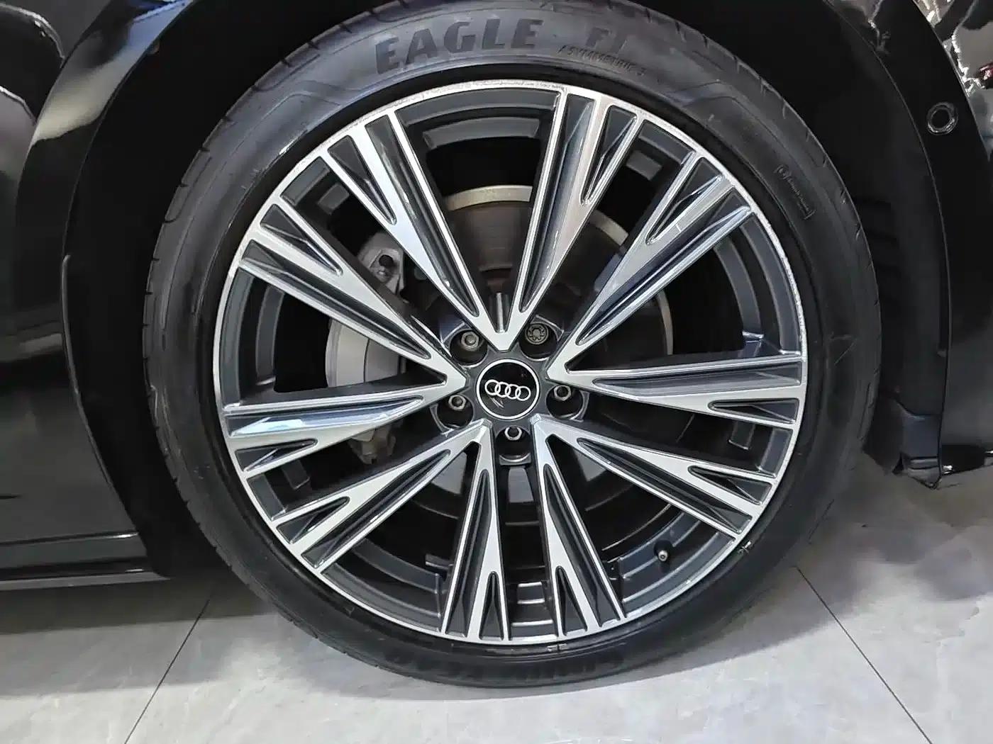 Audi A6L 2023 45 TFSI quattro Premium Elegance — миниатюра 3