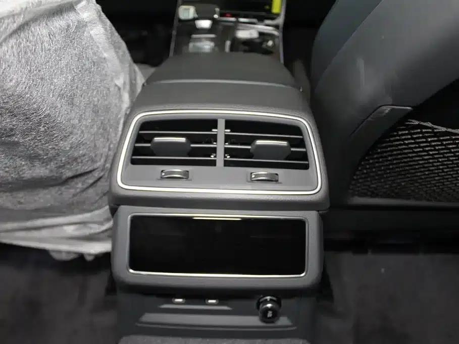 Audi A6L 2026 45 TFSI Premium Dynamic Edition — миниатюра 10