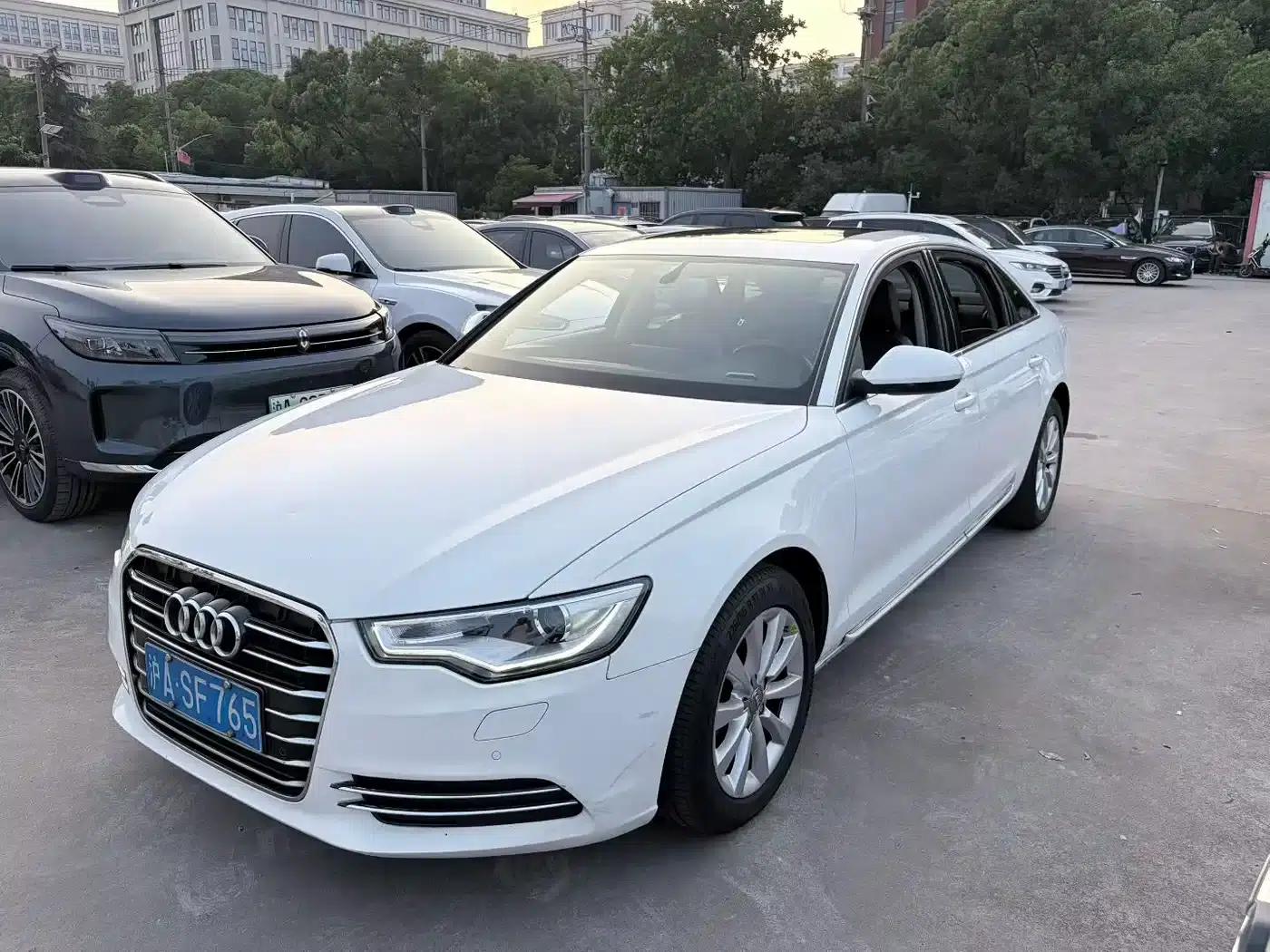 Audi A6L 2014 30 FSI Comfort — миниатюра 1