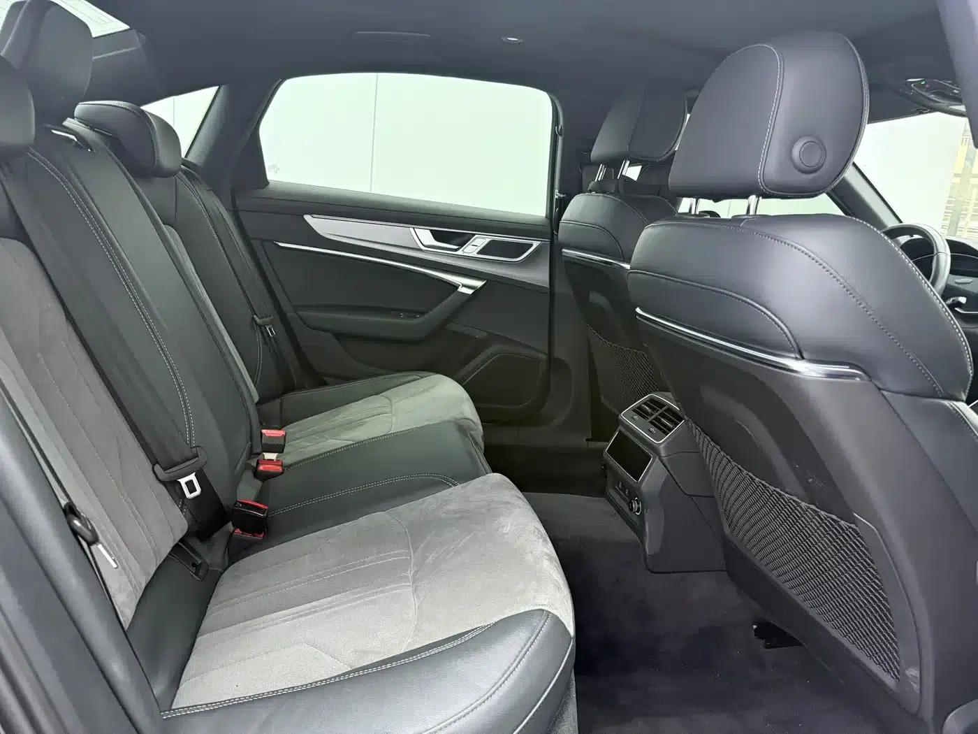Audi A6L 2024 45 TFSI Premium Dynamic Edition — миниатюра 9