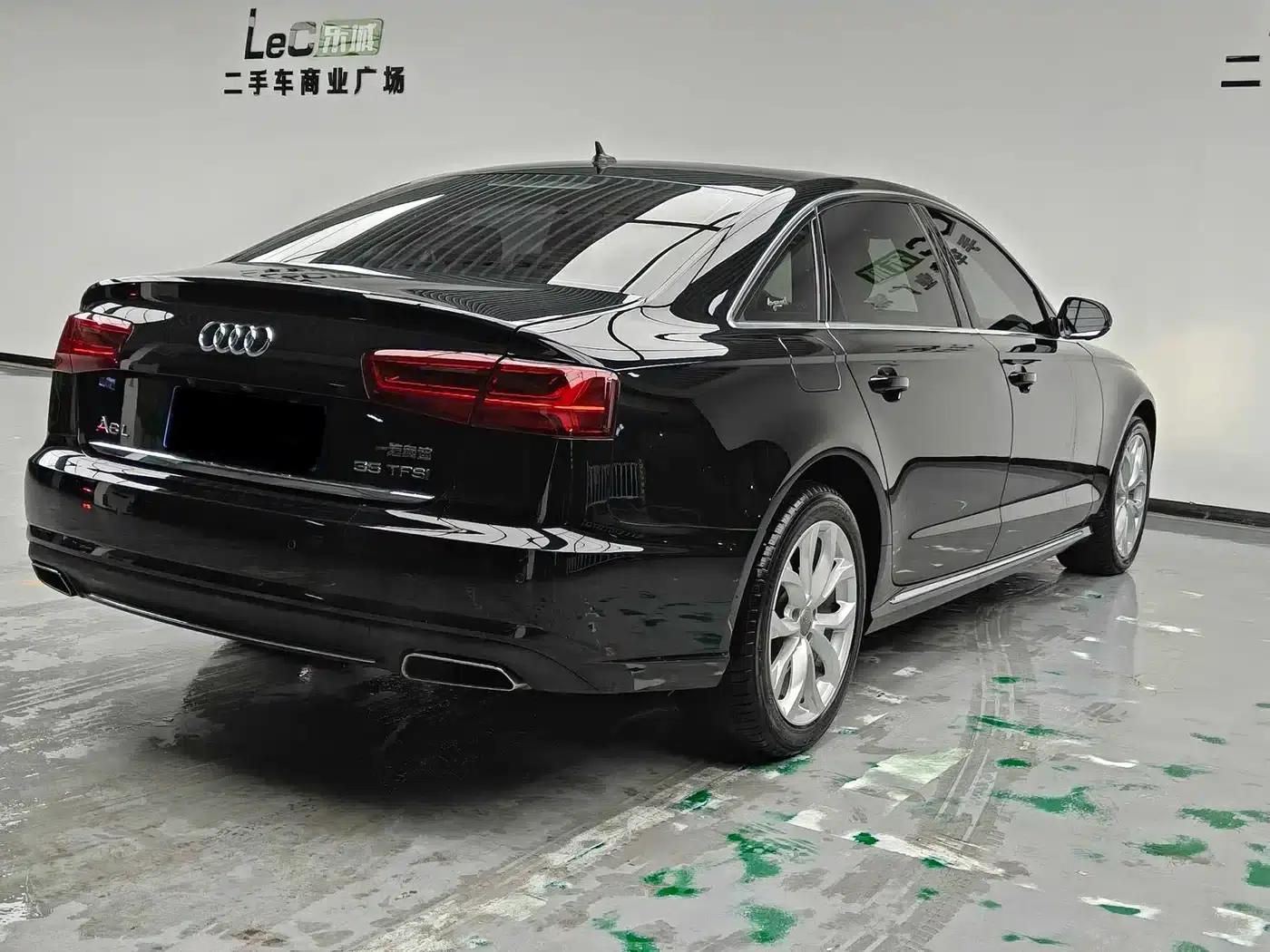 Audi A6L 2018 30th Anniversary Edition 35 TFSI Fashion Model — миниатюра 4
