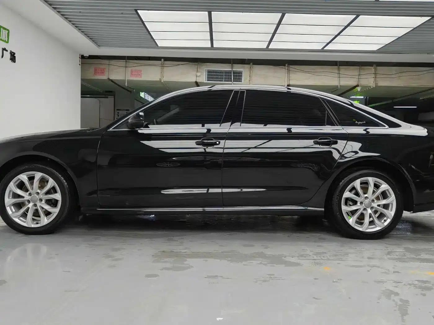 Audi A6L 2018 30th Anniversary Edition 35 TFSI Fashion Model — миниатюра 7