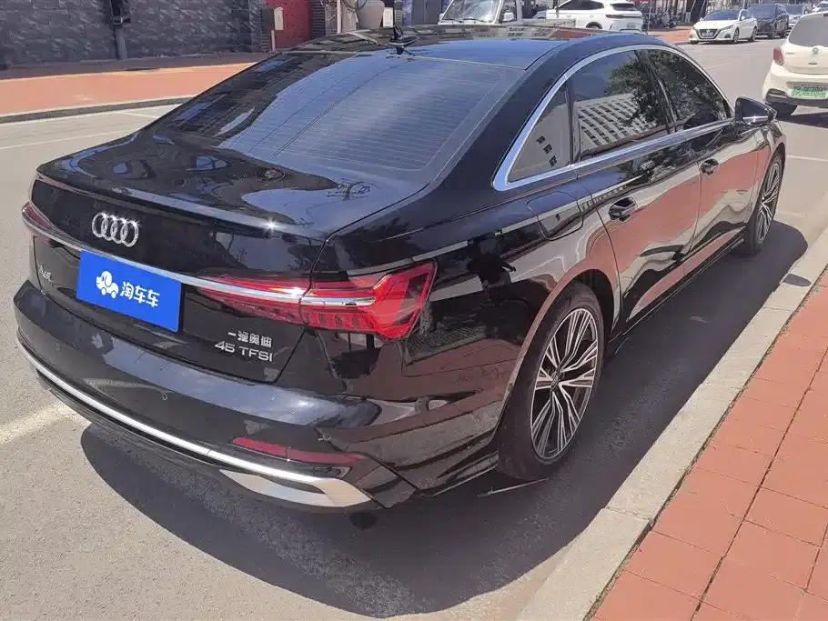 Audi A6L 2023 Facelift 45 TFSI Dynamic Edition — миниатюра 3