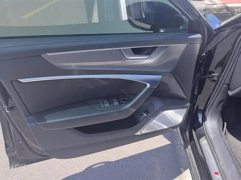 Audi A6L 2023 Facelift 45 TFSI Dynamic Edition — миниатюра 7