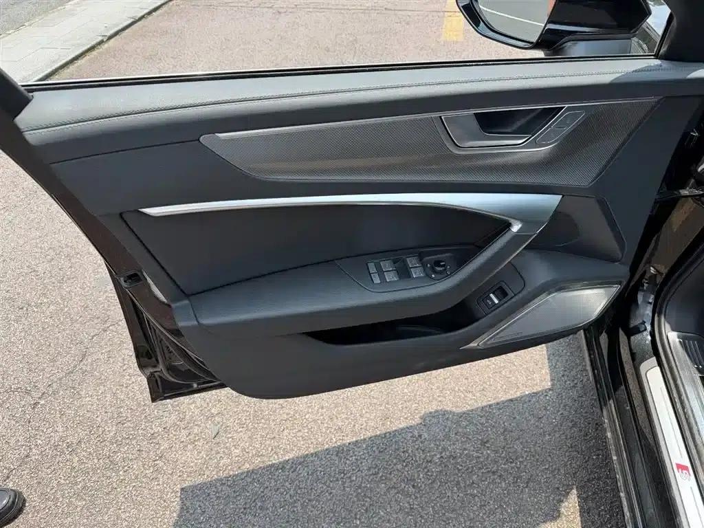 Audi A6L 2024 45 TFSI Premium Dynamic Edition — миниатюра 6