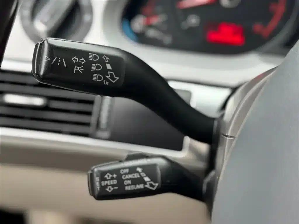 Audi A6L 2011 2.4L Luxury — миниатюра 10