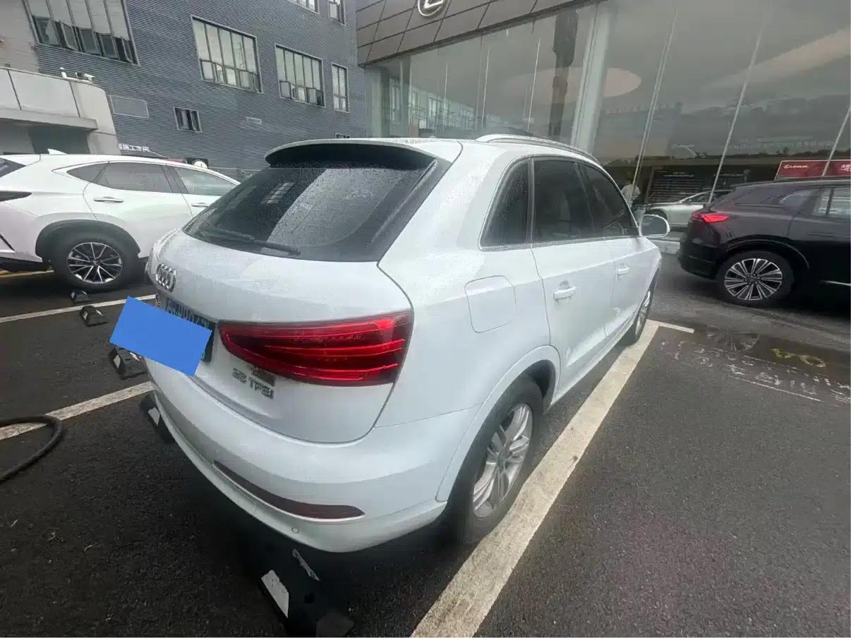 Audi Q3 2013 35 TFSI Comfort — миниатюра 9