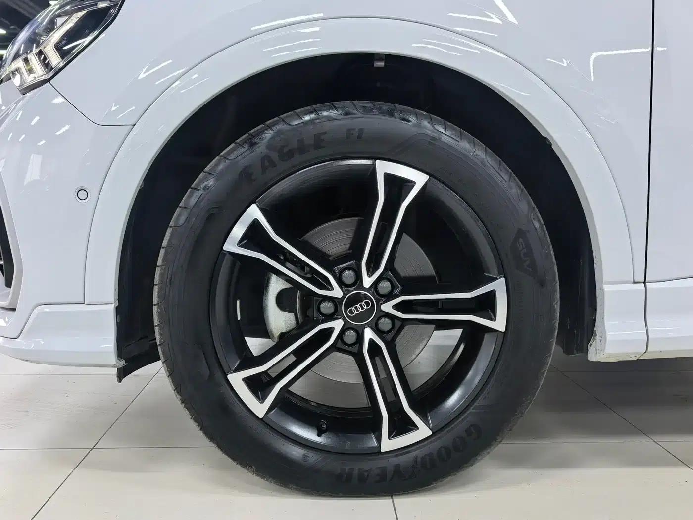 Audi Q3 2023 35 TFSI Fashion Dynamic (1.4T) — миниатюра 6