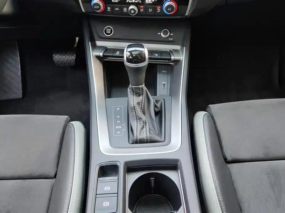 Audi Q3 2021 35 TFSI Fashion Dynamic Edition — миниатюра 16