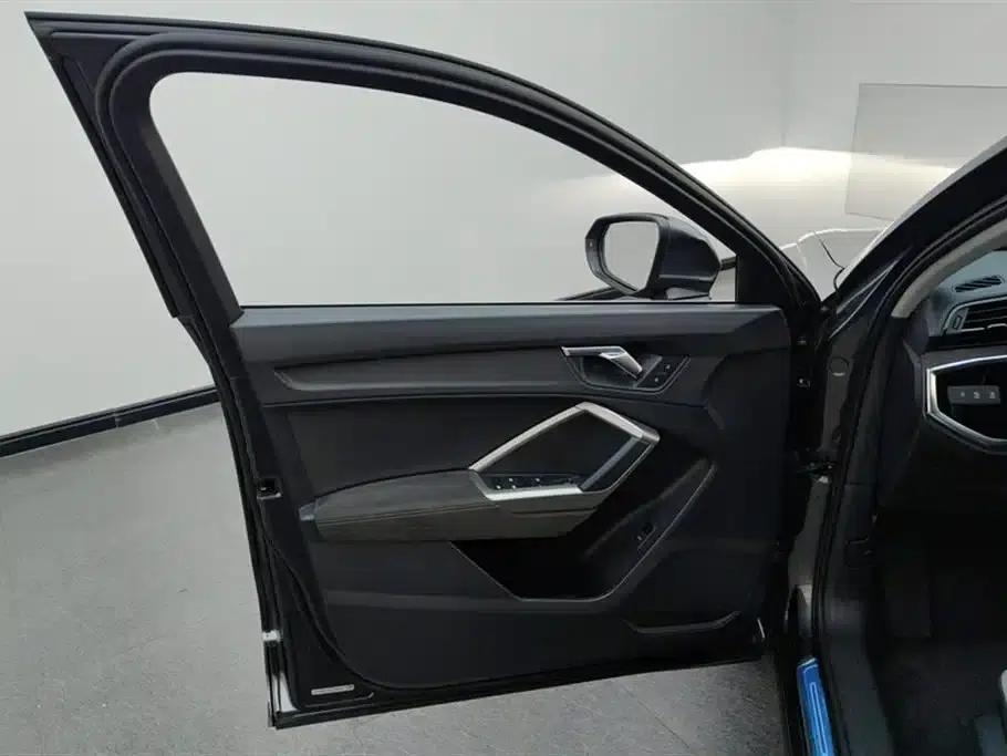 Audi Q3 2021 35 TFSI Fashion Dynamic Edition — миниатюра 7
