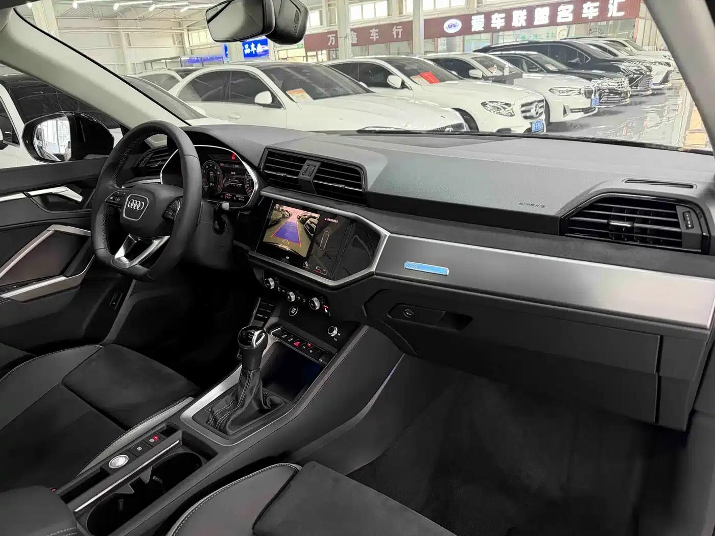 Audi Q3 2022 35 TFSI Fashion Dynamic Edition — миниатюра 18