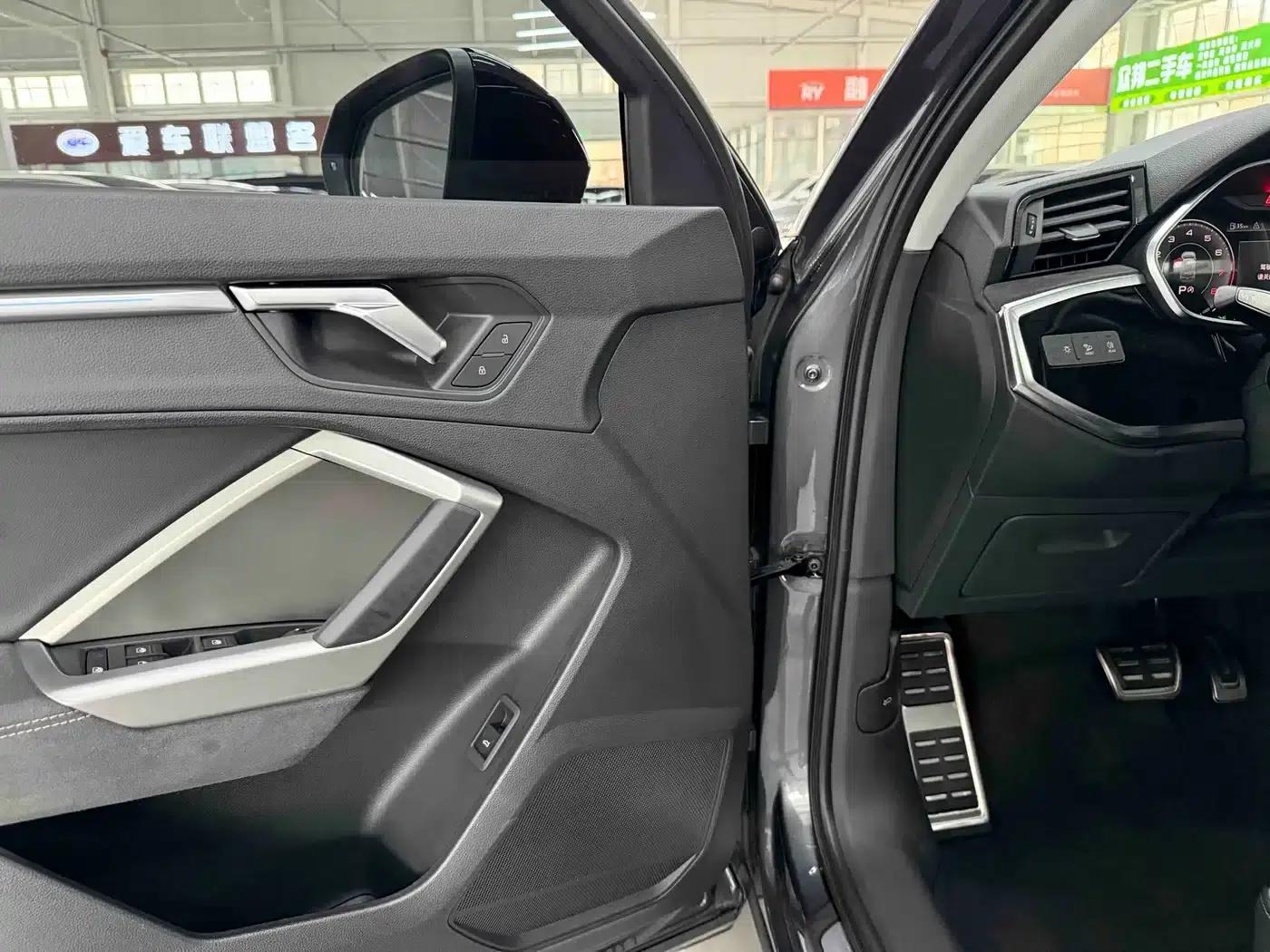 Audi Q3 2022 35 TFSI Fashion Dynamic Edition — миниатюра 9