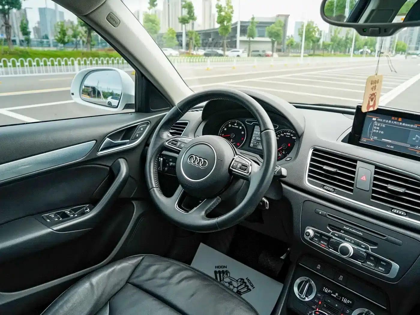 Audi Q3 2015 30 TFSI Comfort — миниатюра 11