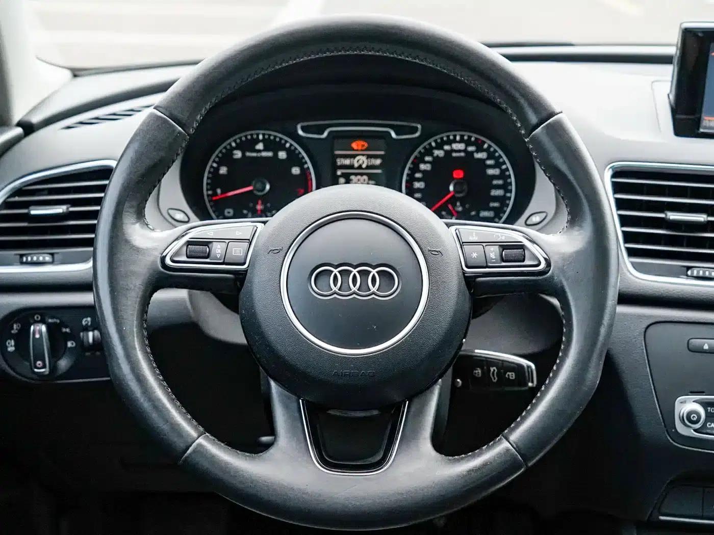 Audi Q3 2015 30 TFSI Comfort — миниатюра 12