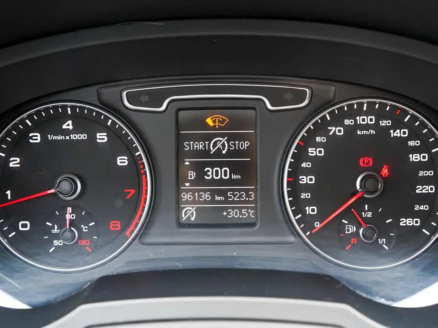 Audi Q3 2015 30 TFSI Comfort — миниатюра 13