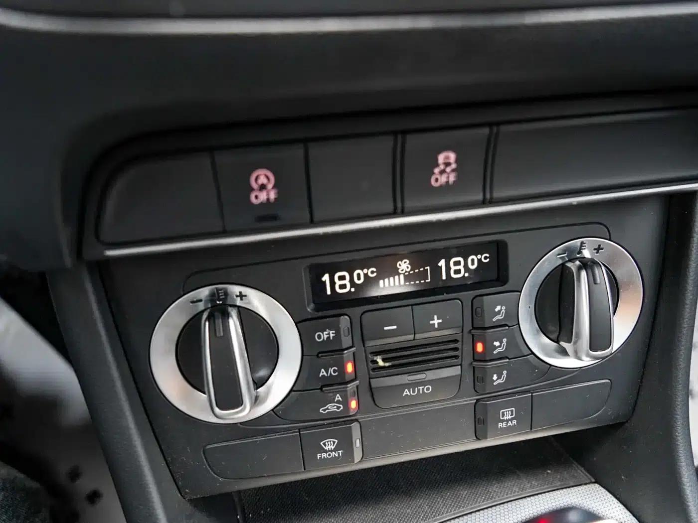Audi Q3 2015 30 TFSI Comfort — миниатюра 16