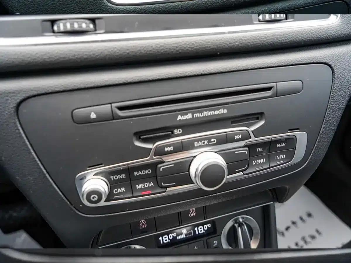 Audi Q3 2015 30 TFSI Comfort — миниатюра 23