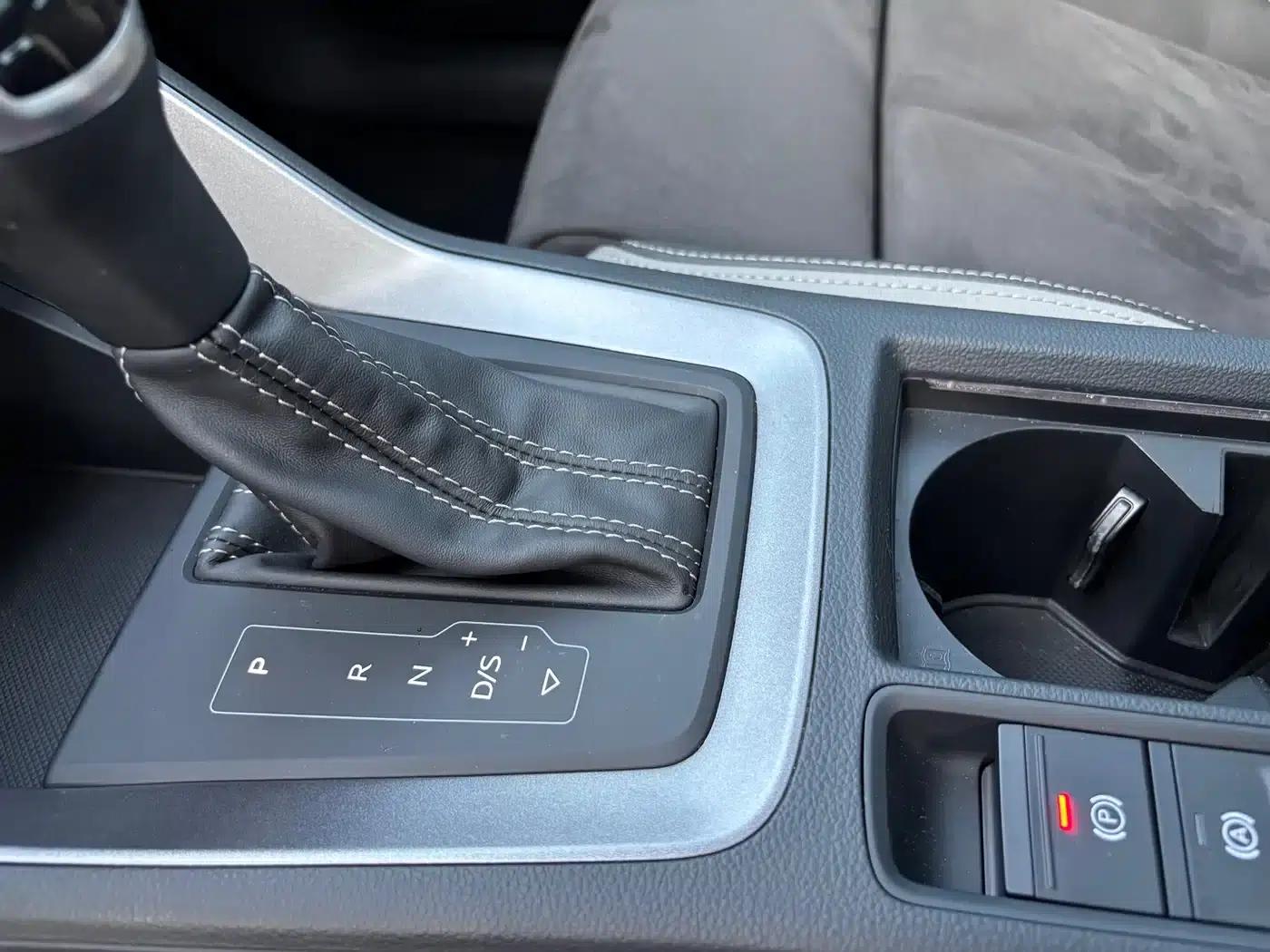 Audi Q3 2022 35 TFSI Fashion Dynamic Edition — миниатюра 16