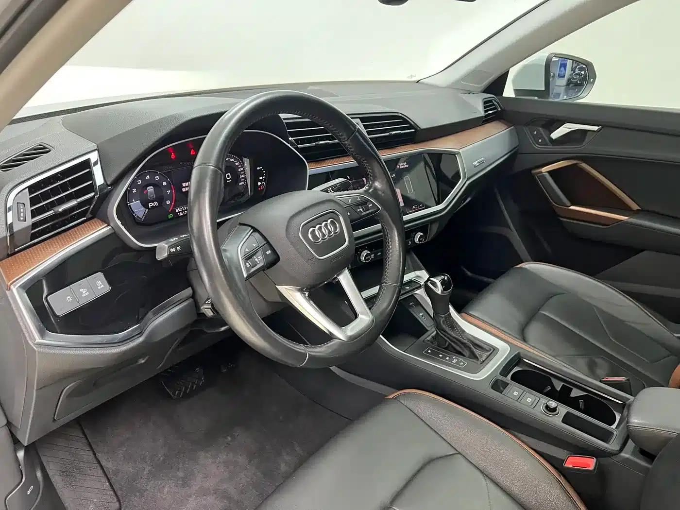 Audi Q3 2021 35 TFSI Fashion Elegance — миниатюра 4
