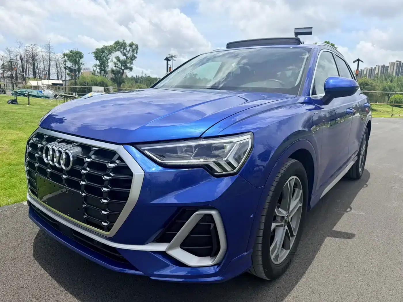 Audi Q3 2022 35 TFSI Fashion Dynamic Edition — миниатюра 1