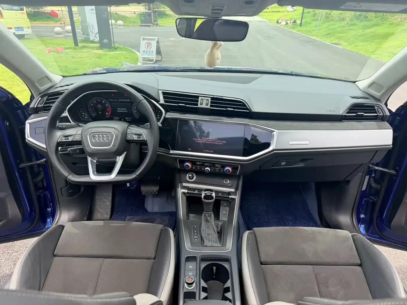 Audi Q3 2022 35 TFSI Fashion Dynamic Edition — миниатюра 13