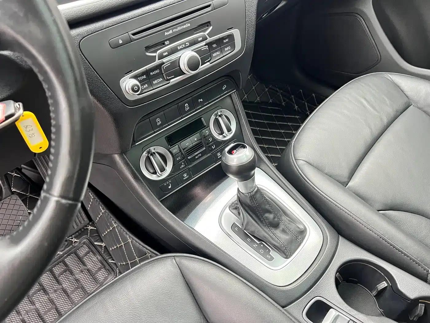 Audi Q3 2015 35 TFSI quattro Technology Edition — миниатюра 8