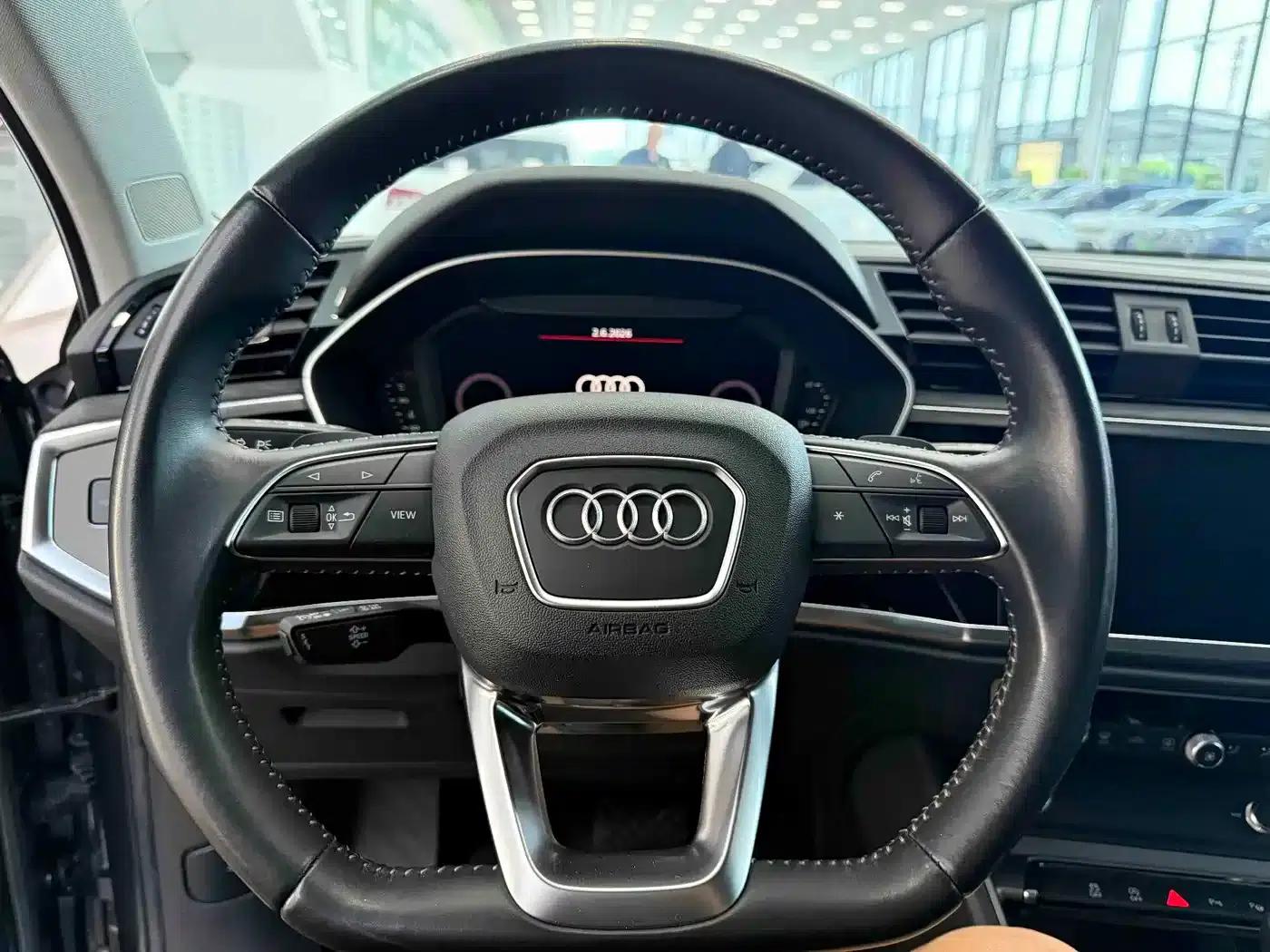 Audi Q3 2022 35 TFSI Fashion Dynamic Edition — миниатюра 11