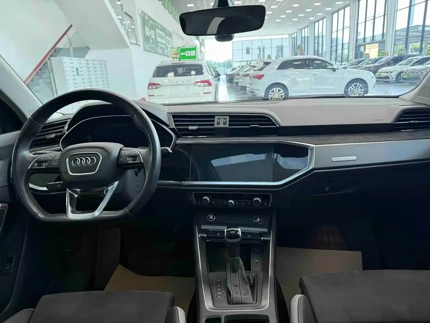 Audi Q3 2022 35 TFSI Fashion Dynamic Edition — миниатюра 19